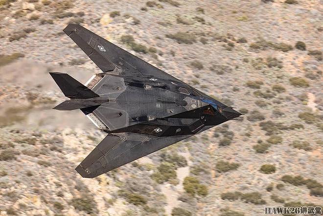 F-117“夜鹰”隐形战斗机最佳照片 分毫毕现 摄影师讲述神奇经历 - 5