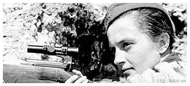 苏联女兵没穿衣服集合，遭他人嘲笑，团长一番话让众人脸红不已 - 3