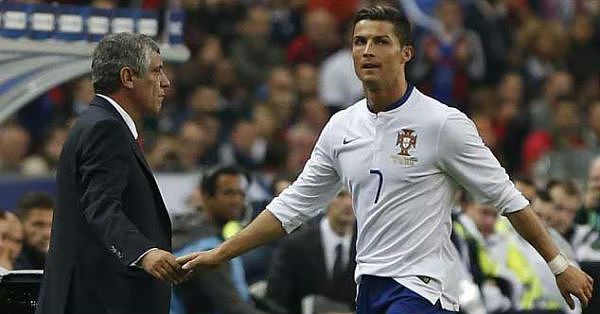 将帅失和？葡萄牙老帅FIFA最佳评选没投C罗！两人世预赛曾起冲突 - 4