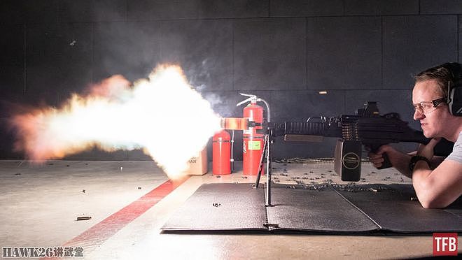 B&T RBS消音器的终极考验：米尼米机枪连续射击200发 通体变红 - 9