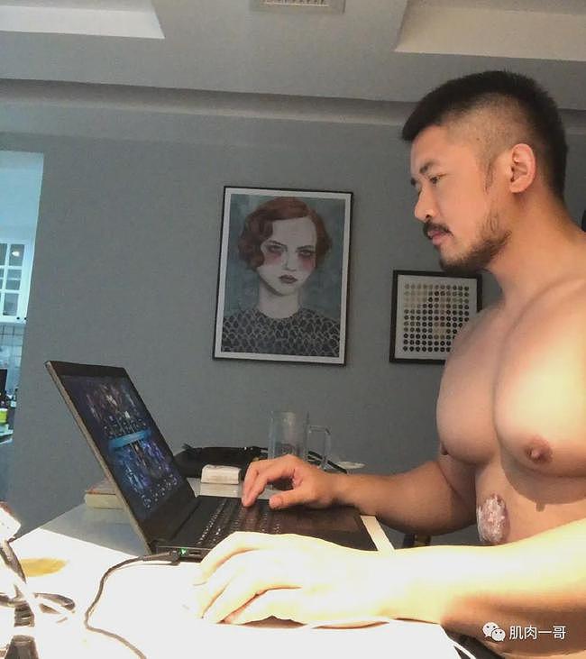 32岁上海肌肉壮男太撩了，这胸肌是真实存在的么？ - 26