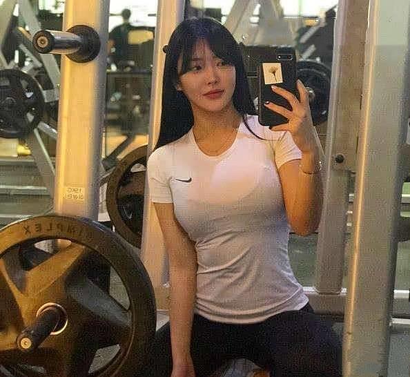 韩国姑娘健身5年，打造完美身形，立志成为“卡戴珊第二” - 3