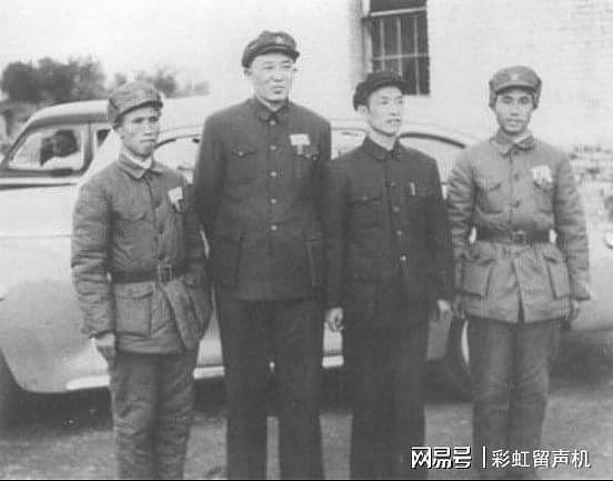 1967年，北京侦察员上报一秘密情报，周恩来指示公安部长：处理 - 2