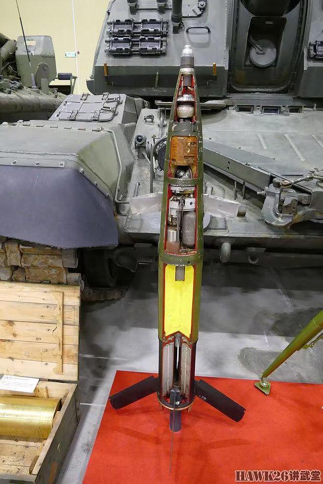 细看：俄罗斯博物馆展出“红土地”激光制导炮弹系统 整体略笨重 - 5