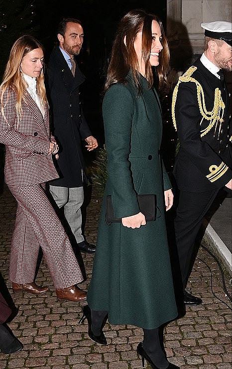 凯特娘家人助阵！妹妹穿绿大衣气质赞，弟媳首次参加王室活动好美 - 10