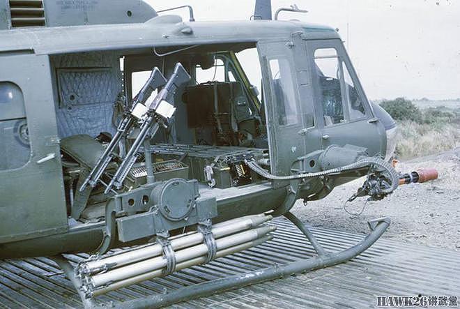 图说：世界上最早的武装直升机“休伊野猪”如何在越南大杀四方 - 13