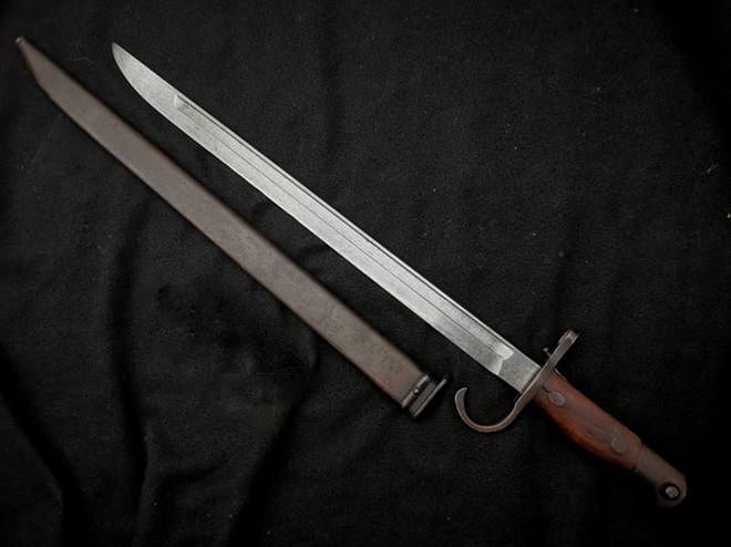 盘点二战日军普通“大头兵”使用的各类刺刀、短刀 - 15