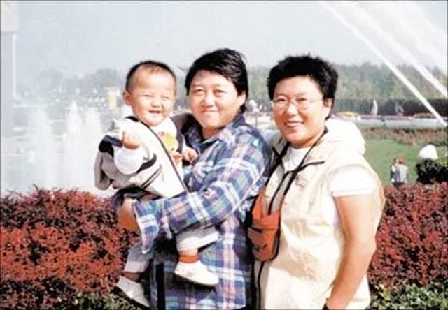 王小波去世后，李银河与司机谈“跨性别恋爱”，领养孩子组家庭 - 6