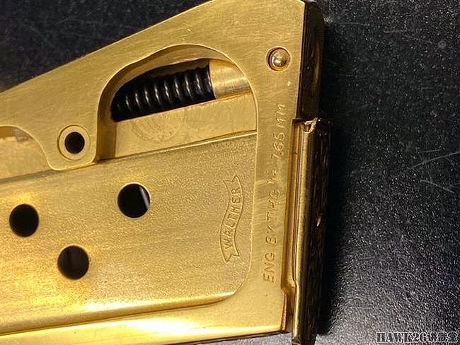 美国古董枪店出售黄金雕刻版沃尔特PP手枪 希特勒生日礼物复刻品 - 10