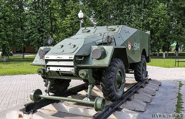 罕见的BTR-40zh.d.铁道公路两用装甲车 苏联用它对付铁道游击队 - 3