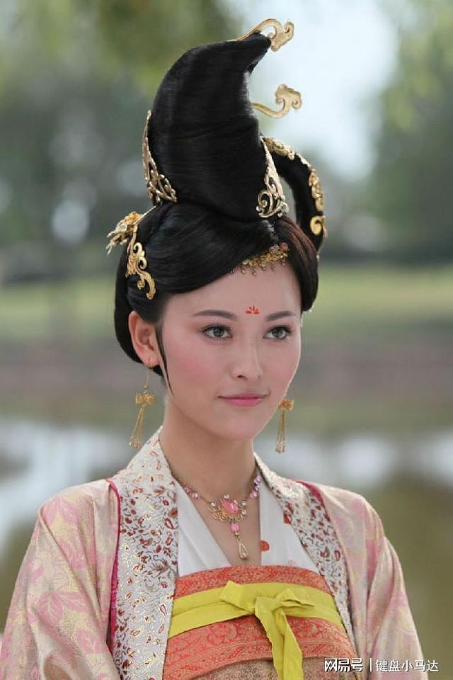 唐朝第一公主，17岁就未婚先孕，嫁人后和母亲共享自己的夫君 - 7