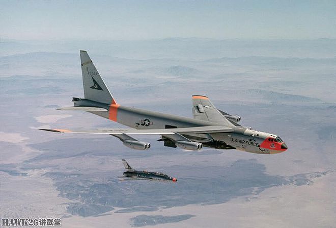 70年前 B-52原型机首飞“同温层堡垒”演变历程 将服役到2050年 - 7