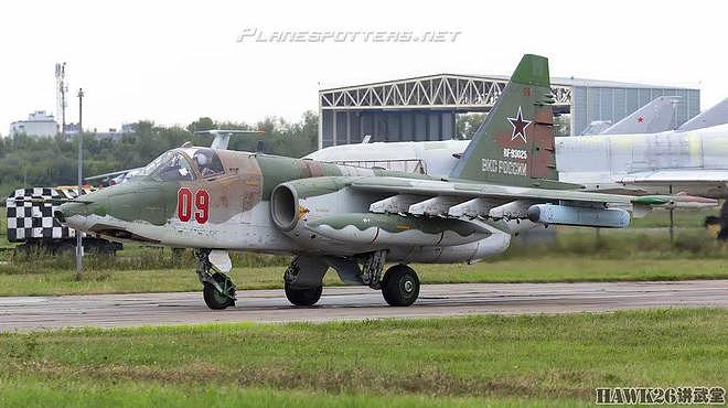 分析：俄军一架苏-25攻击机超低空坠毁 视频展示飞行员逃生过程 - 6