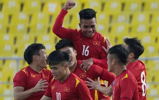 1-0！0-0！迪拜杯悲喜之夜：日本U21爆冷欧洲队，越南无缘开门红 - 1