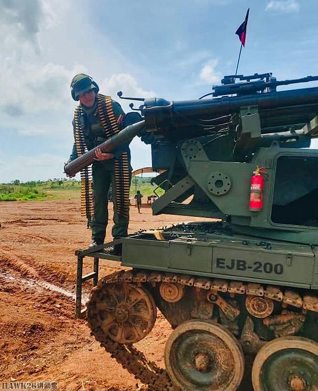 委内瑞拉“迈桑塔”YZR自行无后坐力炮 配备六门火炮和一挺机枪 - 8