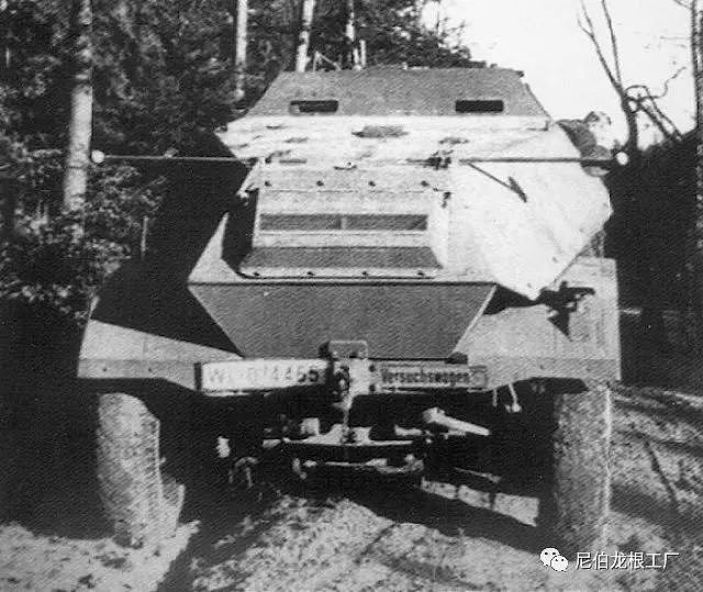 装甲大驼鹿：Sdkfz 8 DB10装甲型实车小赏析 - 3