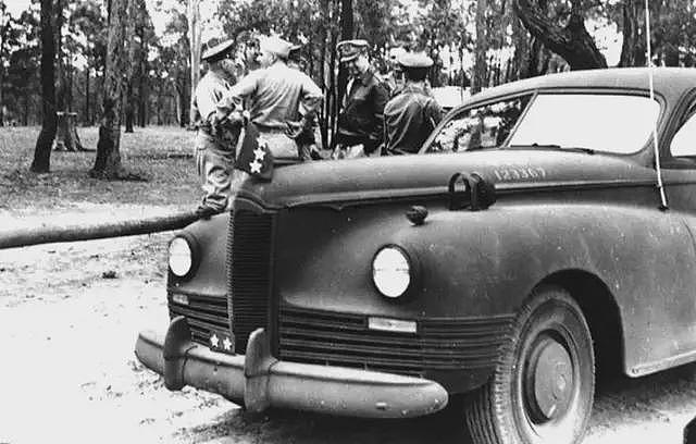 军爷的大轿子：二战美英德意军用轿车巡礼 - 7