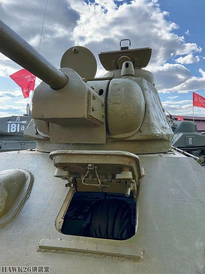 钻进T-34/76中型坦克 二战残骸精心修复后 成为当代最完美的藏品 - 8