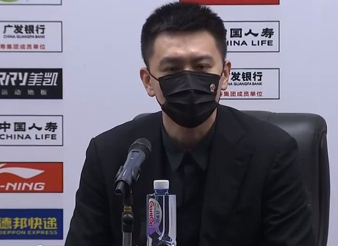 杨鸣:郭艾伦上一场低迷和伤病有关 他是辽宁队核心今晚正常发挥 - 3