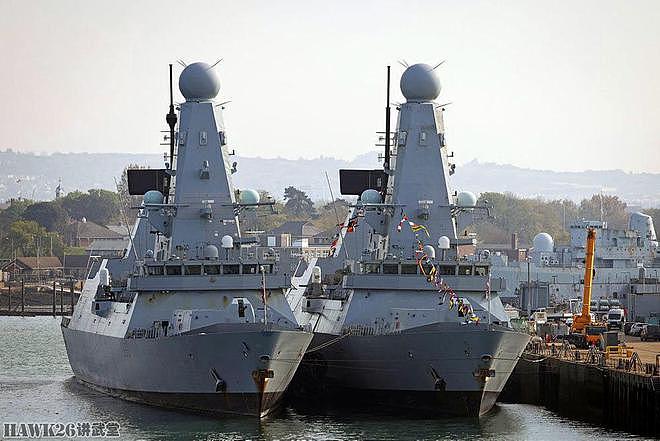 朴茨茅斯皇家海军基地鸣放礼炮 庆祝英国女王生日 众军舰悬挂满旗 - 10