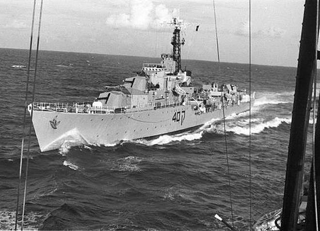 以小博大！几十吨小艇干翻上千吨战舰，反舰导弹改写了海战的格局 - 6