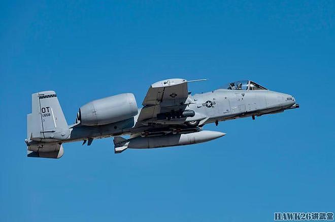 美军测试A-10攻击机挂载16枚SDB 顶着退役压力 提升精确打击能力 - 12
