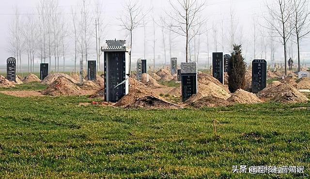 农村传承的土葬对比火葬，究竟哪一种更环保？未来是否会恢复土葬 - 2