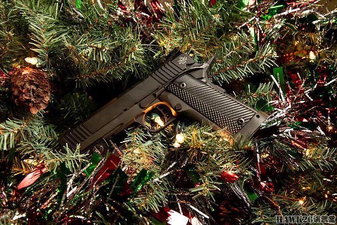 盘点：美国枪械企业的圣诞宣传图 设计千篇一律 大多数都在糊弄 - 7