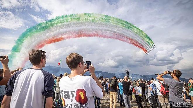 奥地利航展正式开幕 中国运-20吸引关注目光“三色箭”独领风骚 - 3