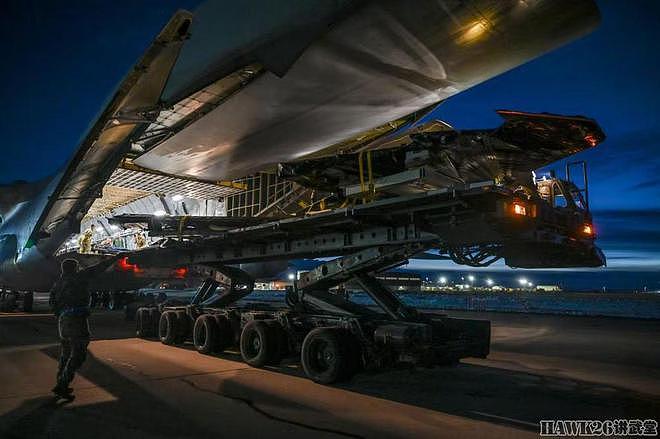 C-5M“银河”战略运输机卸载F-22隐形战机“猛禽”将前往博物馆 - 9
