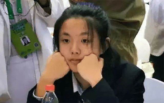 天才少女谈方琳，15岁破解世界难题，拒绝央视采访：别让我妈看到 - 4