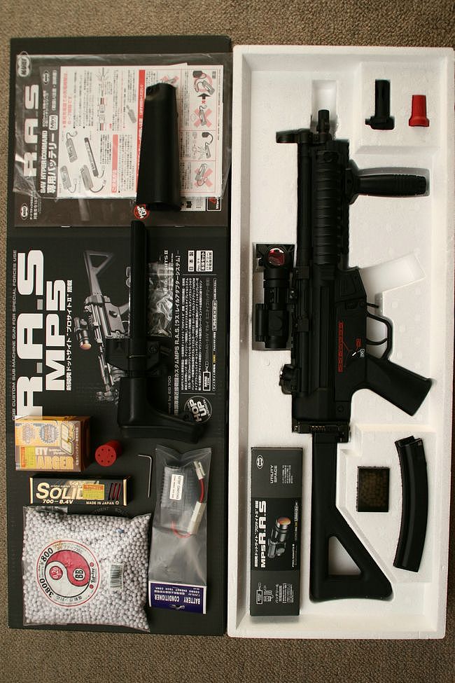 黑克勒-科赫最著名及制造量最多的枪械产品：HK MP5 - 6