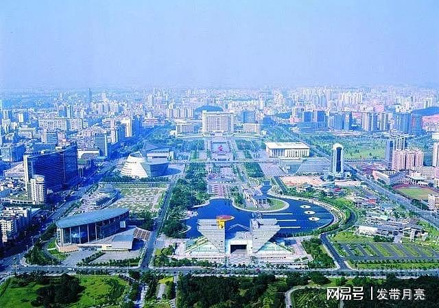 广东3个由县直升的地级市，2个至今仍不带区，1市已成超大城市 - 3