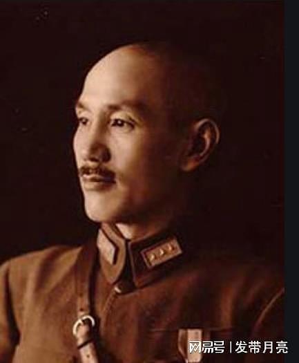 白崇禧逃亡台湾，蒋介石派特务暗杀没死，73岁与护士热恋却暴毙 - 6
