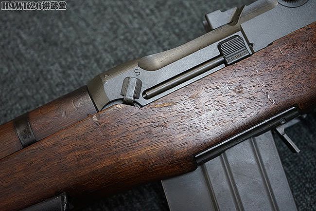日本古董枪店展示意大利BM59步枪 贝雷塔精工制造 性能超越M14 - 6