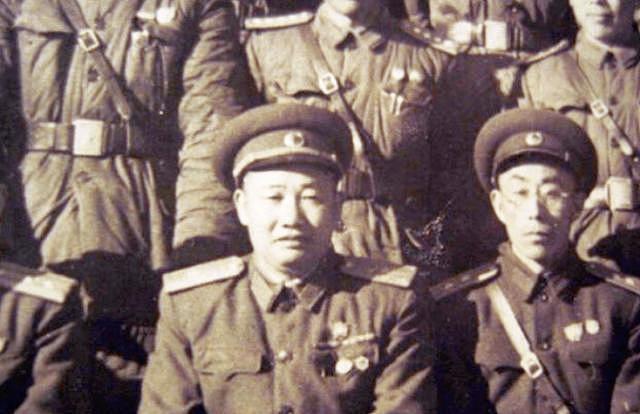 1935年红军高级将领神秘失踪，51年后，钟国楚拜访一和尚：老首长 - 16