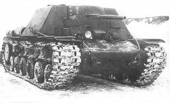 战场上可靠的达瓦里希！榴弹炮摧毁一切的SU-152自行火炮 - 3