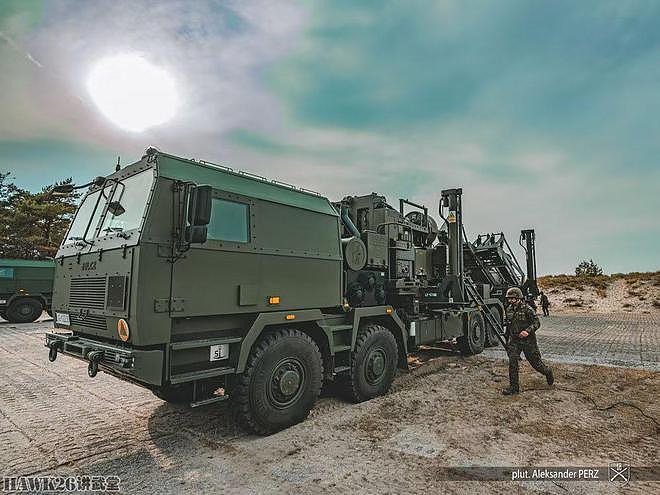 波兰试射“马拉纳雷夫”近程防空系统 配相控阵雷达 装填过程繁琐 - 2