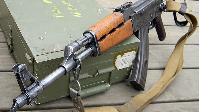 生产简单 制造成本低 大口径 铸就AK-47成为世界名枪 - 2