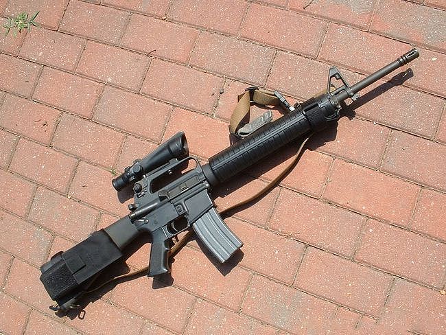 M16步枪已在美军服役长达半个世纪，它为何依旧没被取代？ - 5