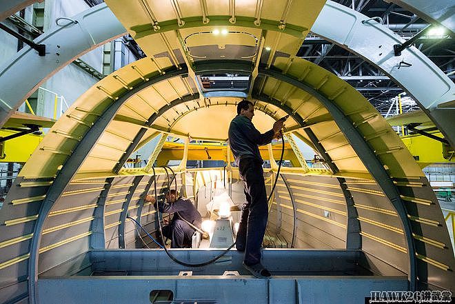 普京专机就在这里建造 走访沃罗涅日飞机制造厂 拥有85年悠久历史 - 32