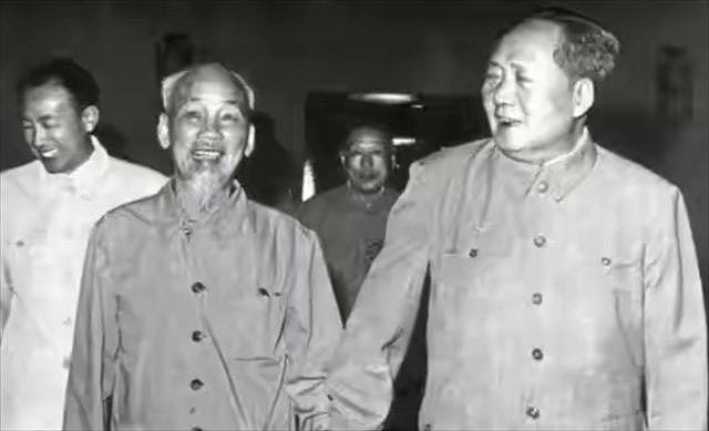越战期间胡志明秘密访华，说出了3个目的，主席：第二点不能接受 - 4