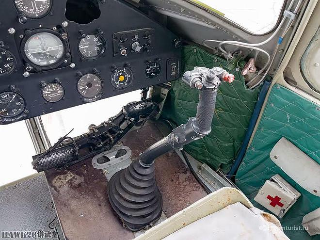钻进米-10K起重直升机 苏联时代暴力美学的代表 简单粗暴很有效 - 15