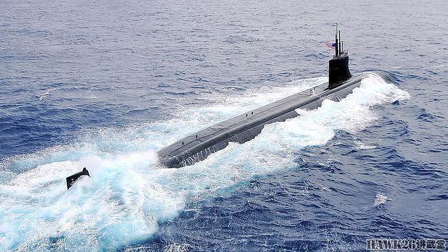 撞击后的“康涅狄格”号核潜艇首次驶离关岛 为即将远航进行测试 - 1