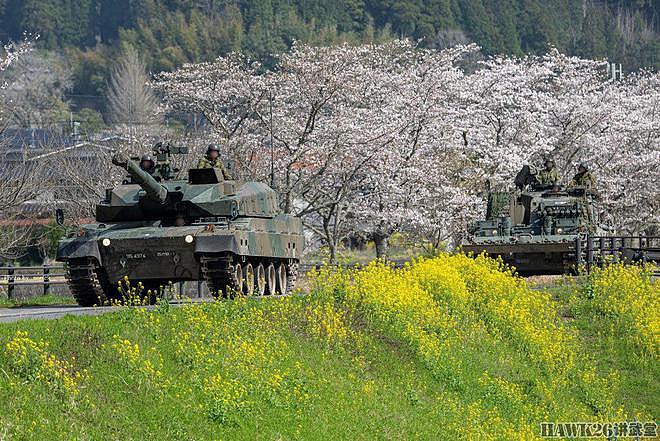 日本摄影师拍摄“战车道”新型装甲抢救车亮相 采用10式坦克底盘 - 2