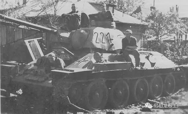 雅西弑亲者：国防军第128坦克歼击营第2连的缴获苏联战车 - 13
