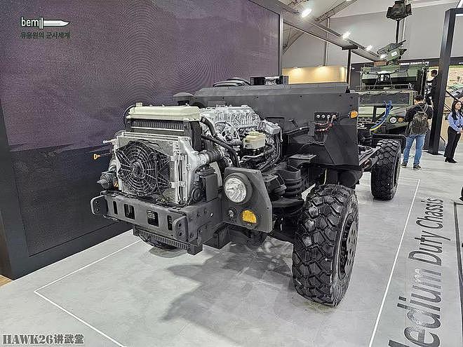 直击：韩国军警防务展览会 30吨步兵战车亮相 未来主战坦克很科幻 - 47