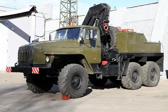 俄罗斯14大现役军用车辆总览，个个都有着“俄式粗犷”的外观 - 11