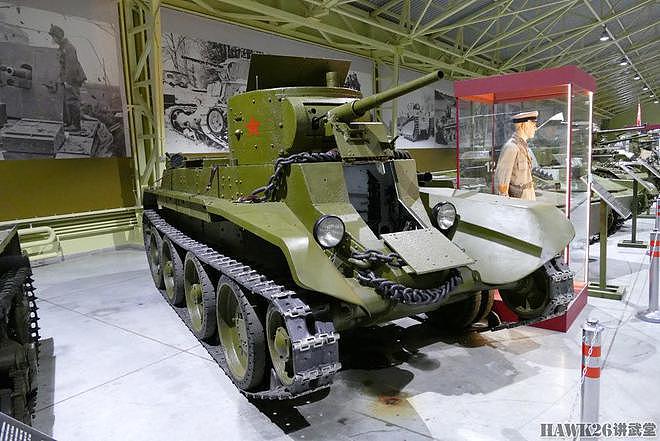 俄罗斯博物馆发布动态 BT-7快速坦克 展现苏军早期装甲部队风采 - 1