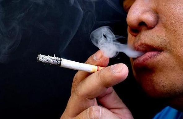 男性一天最多可以抽多少支烟？医生：控制在“这一数”，还可以 - 1